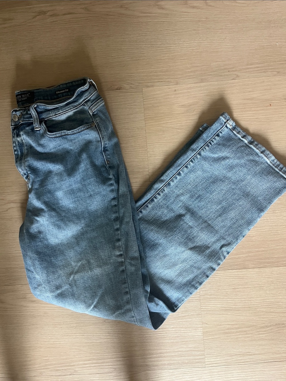 Judy blue straight leg stretchy jean